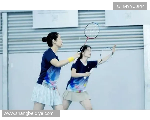 成都羽毛球队领跑最新羽毛球配合TOP10展现团队默契与实力