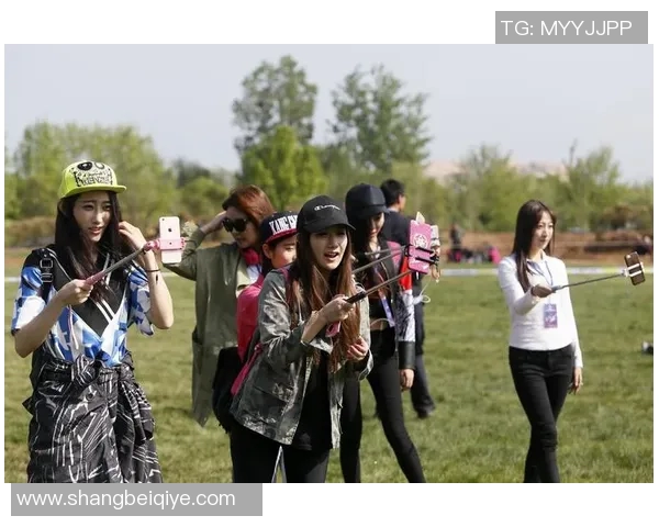 深圳极限运动队在世界攀岩锦标赛中以80分领跑积分榜展现强大实力